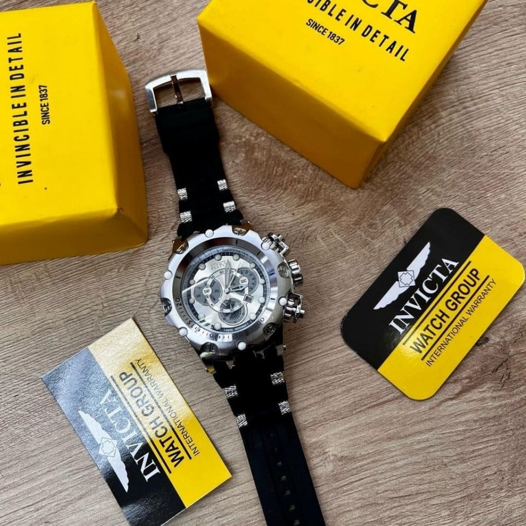 reloj invicta  venon caucho